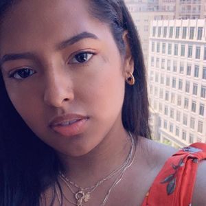 Meet your Posher, Carolin